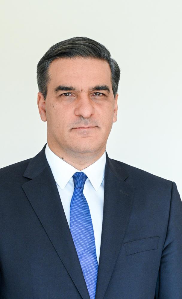 Արման Թաթոյան